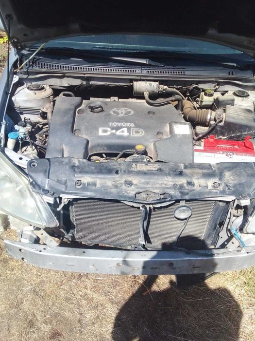 Тойота Корола на части или цяла