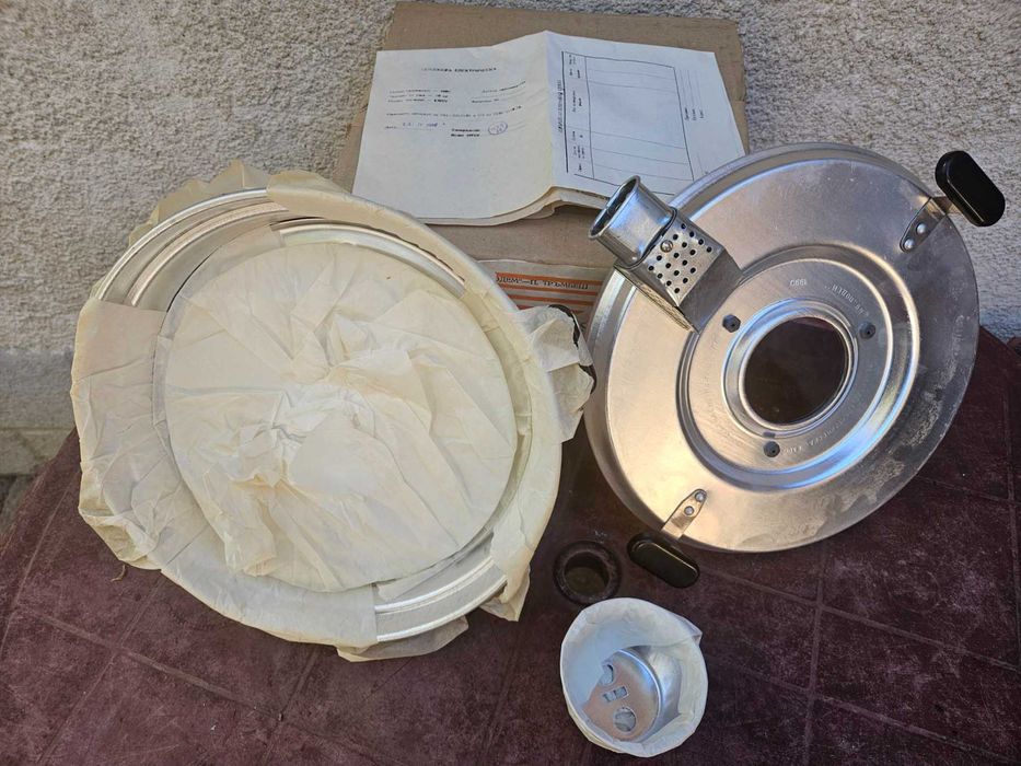 Ел тенджера 1990