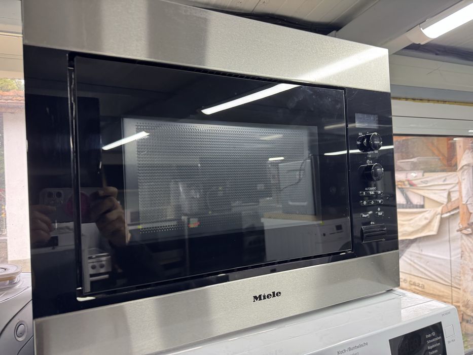 Miele микровълнова за вграждане 24л Перфектна Germany ГАРАНЦИЯ