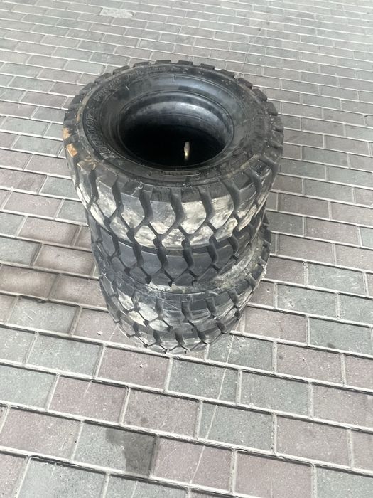 Продам шины японские Dunlop для вилочный погрузчик кара новые