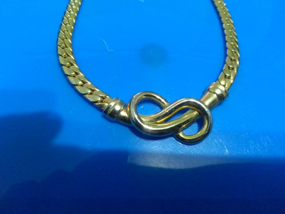 Colier material inoxidabil