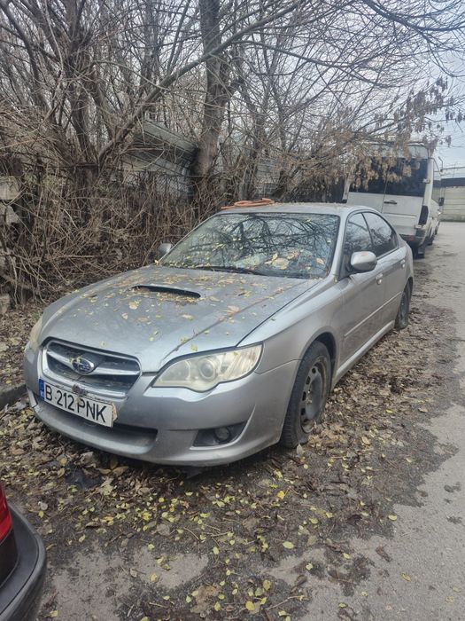 Dezmembrez subaru legacy