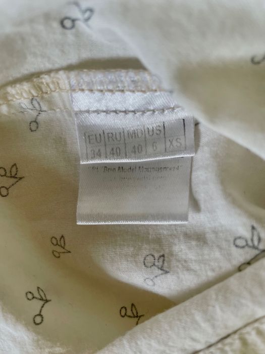 Bluza cu imprimeu cirese