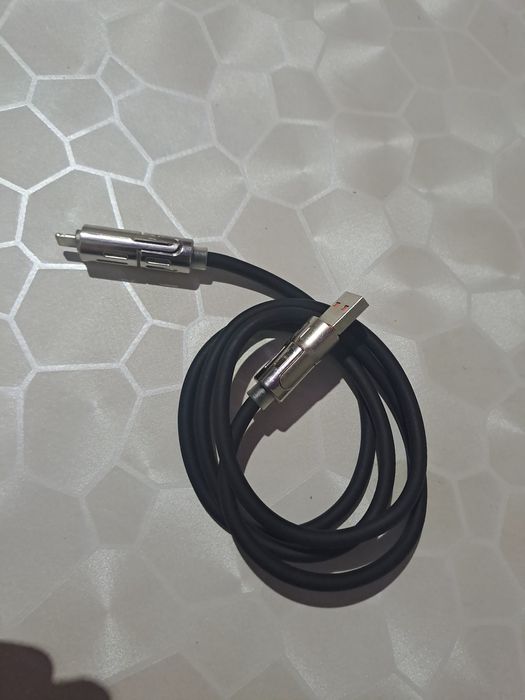 Зарядное кабель почти новое