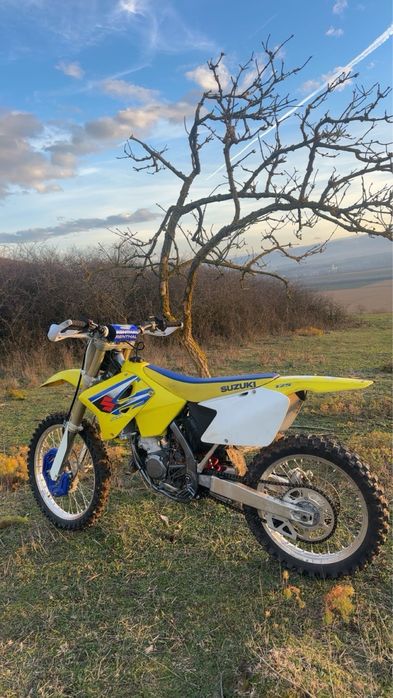 Suzuki rm 125 [ktm,yamaha,honda]