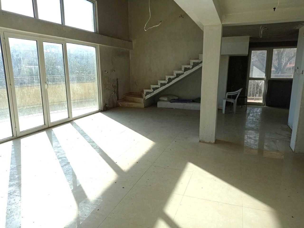 Продава се Мезонет в с. Синеморец, Област Бургас - 183 кв.м за 738 €/кв.м - Снимка #1