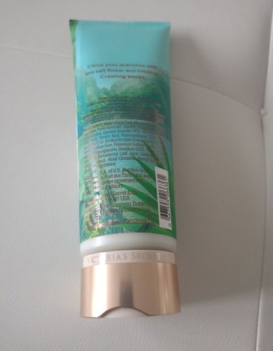 Vând crema de corp parfumata de la Victoria Secret,noua ,sigilata, ori