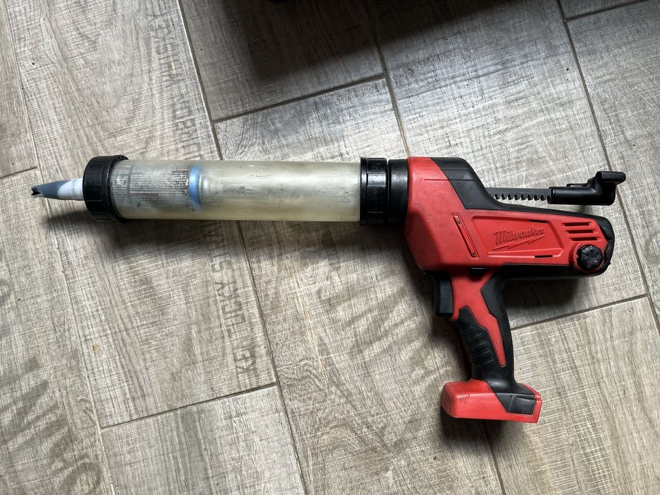 Pistol silicon Milwaukee