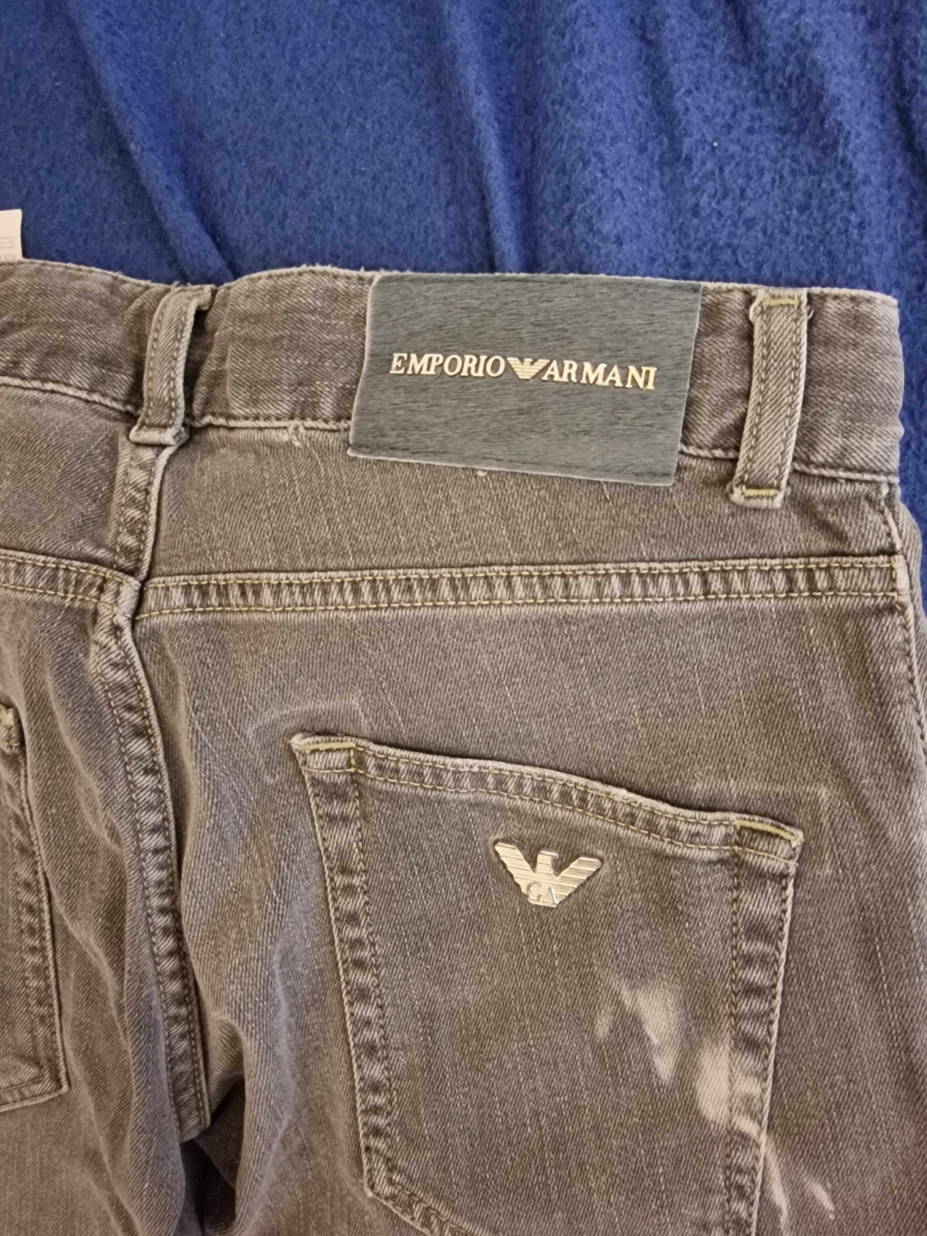 Blugi Emporio Armani original ! Marime 28