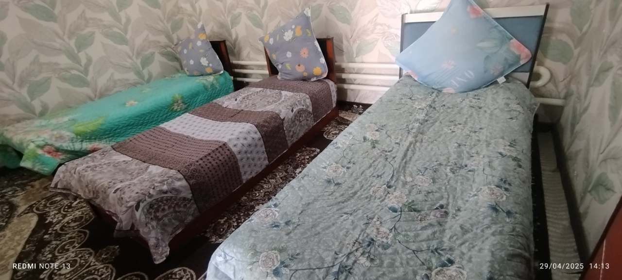 Oq tosh dacha oila uchun faqat