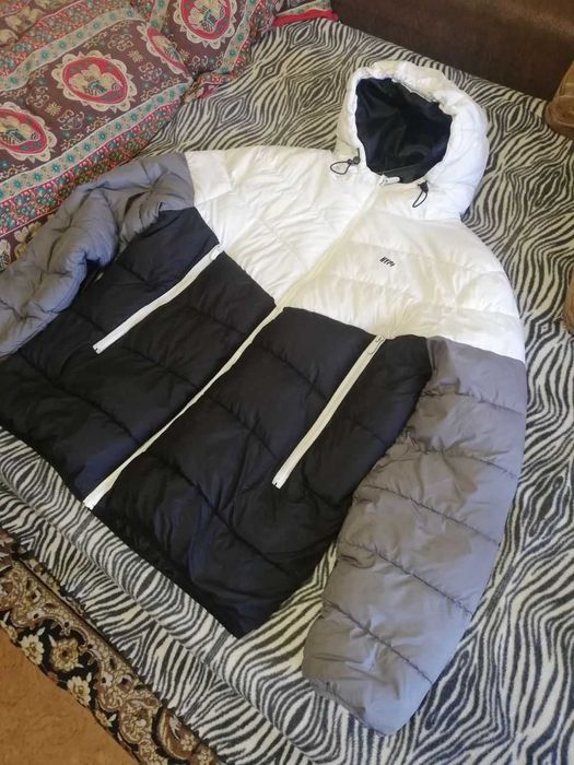 Пуховик мужской 54 размера