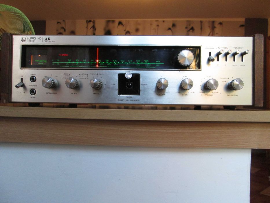 AKAI AS 8100 S amplificator quadro vintage de colectie