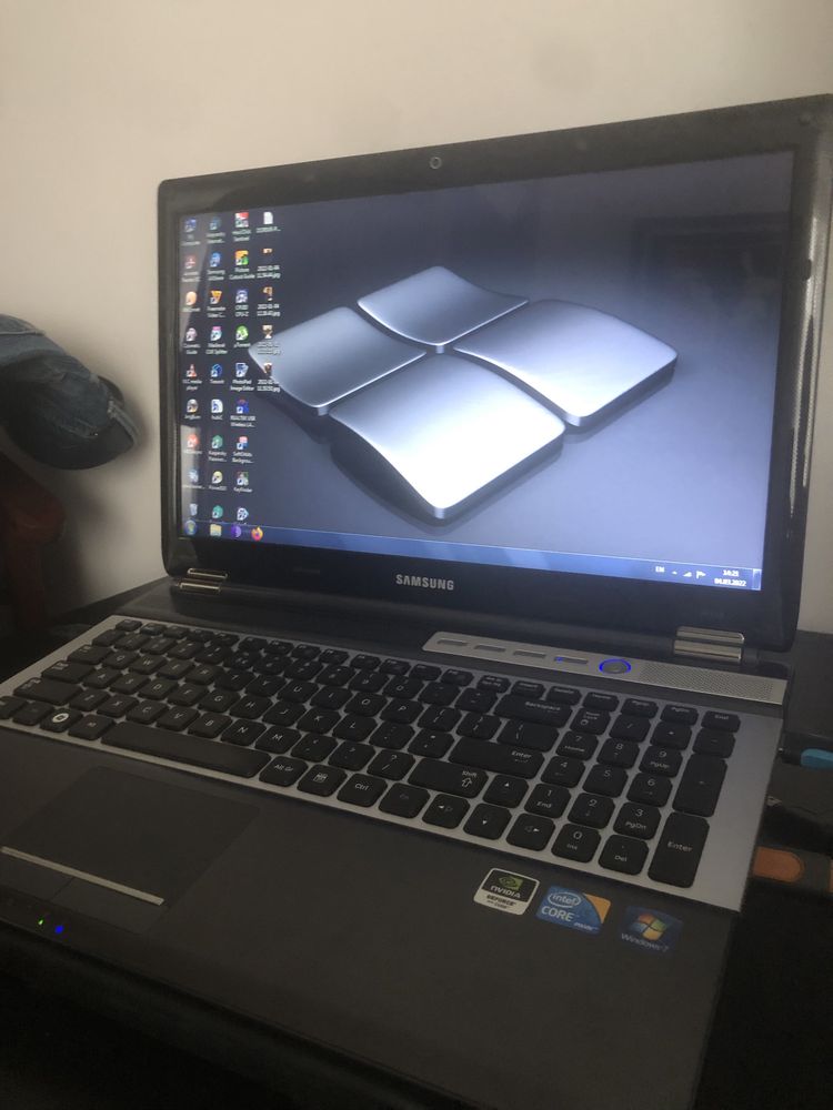 Laptop Samsung I5