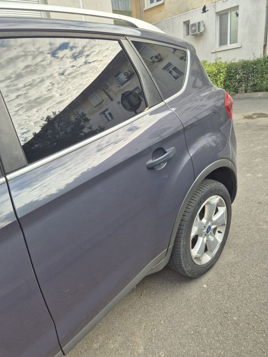Vând Ford kuga 2012