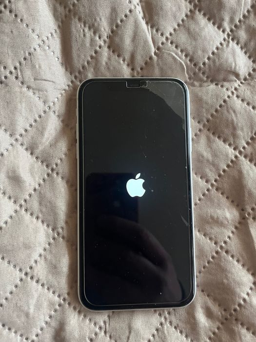 Apple iPhone XR 64GB