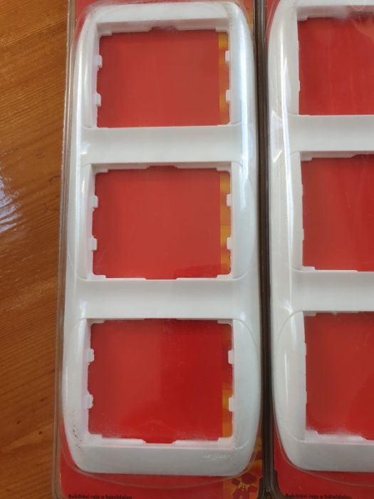 Rame vericale triple Legrand