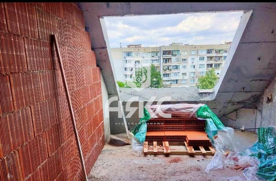 Едностаен апартамент в кв. Дружба 1