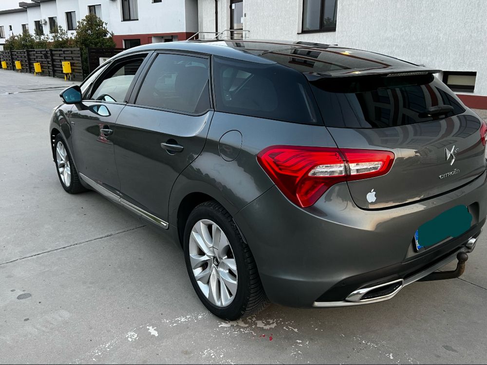 Vand / schimb Citroen Ds5 hibrid /auromat 200cp