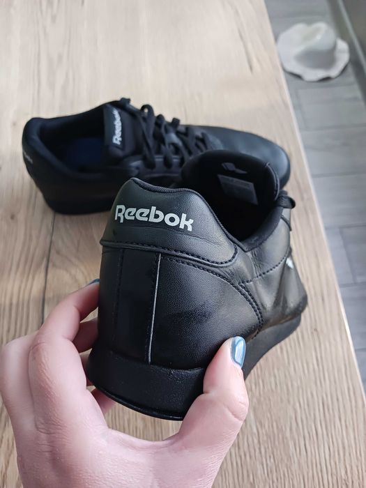 Оригинални маратонки на Reebok