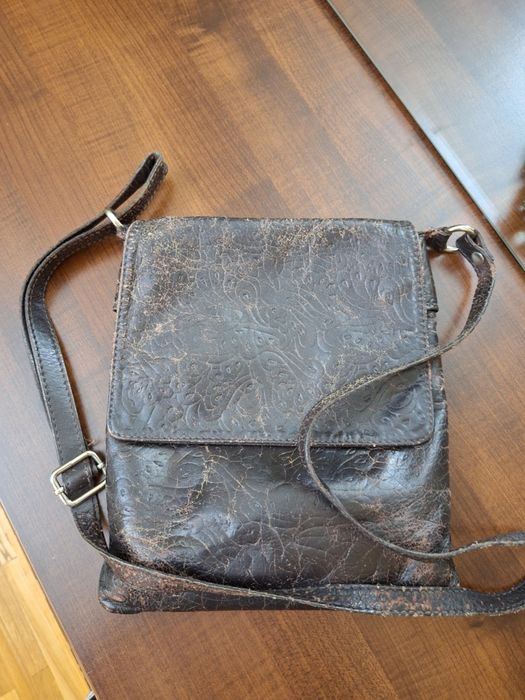Винтажная коженная сумка через плечо Натуральная кожа. италия