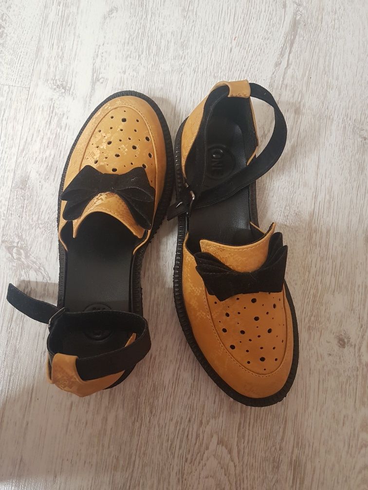 botine piele întoarsă