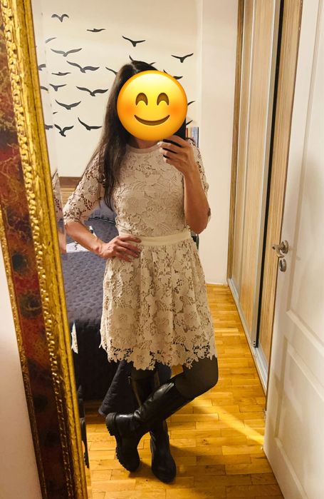 Дантелена рокля без разтегливост