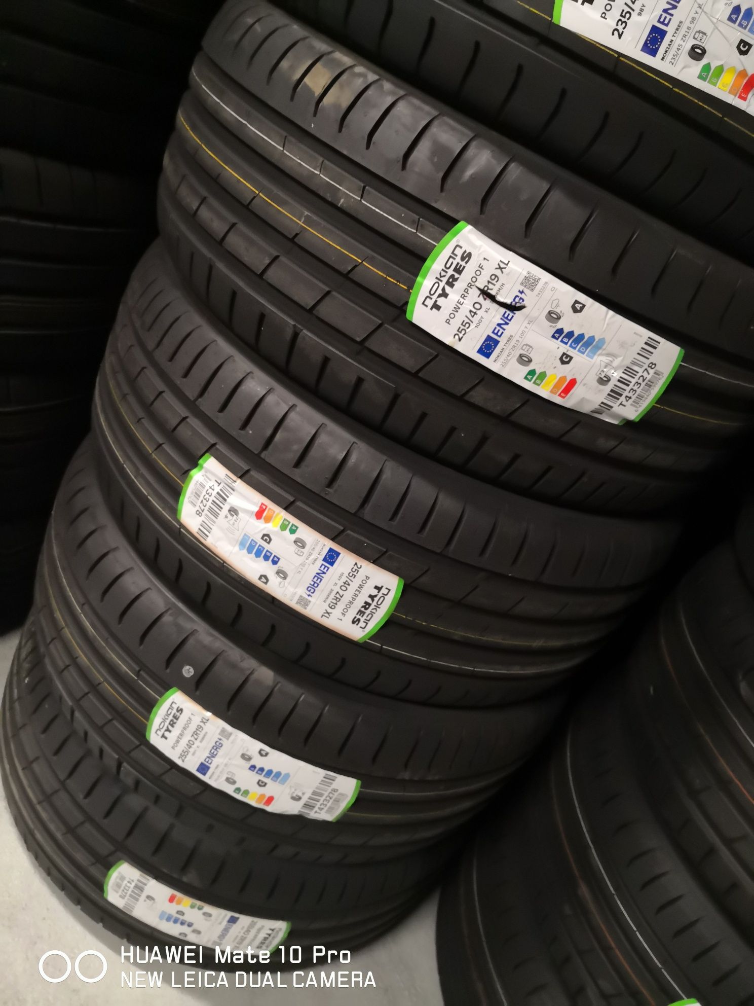 235 40 18 цола нови гуми 235 45 18 nokian