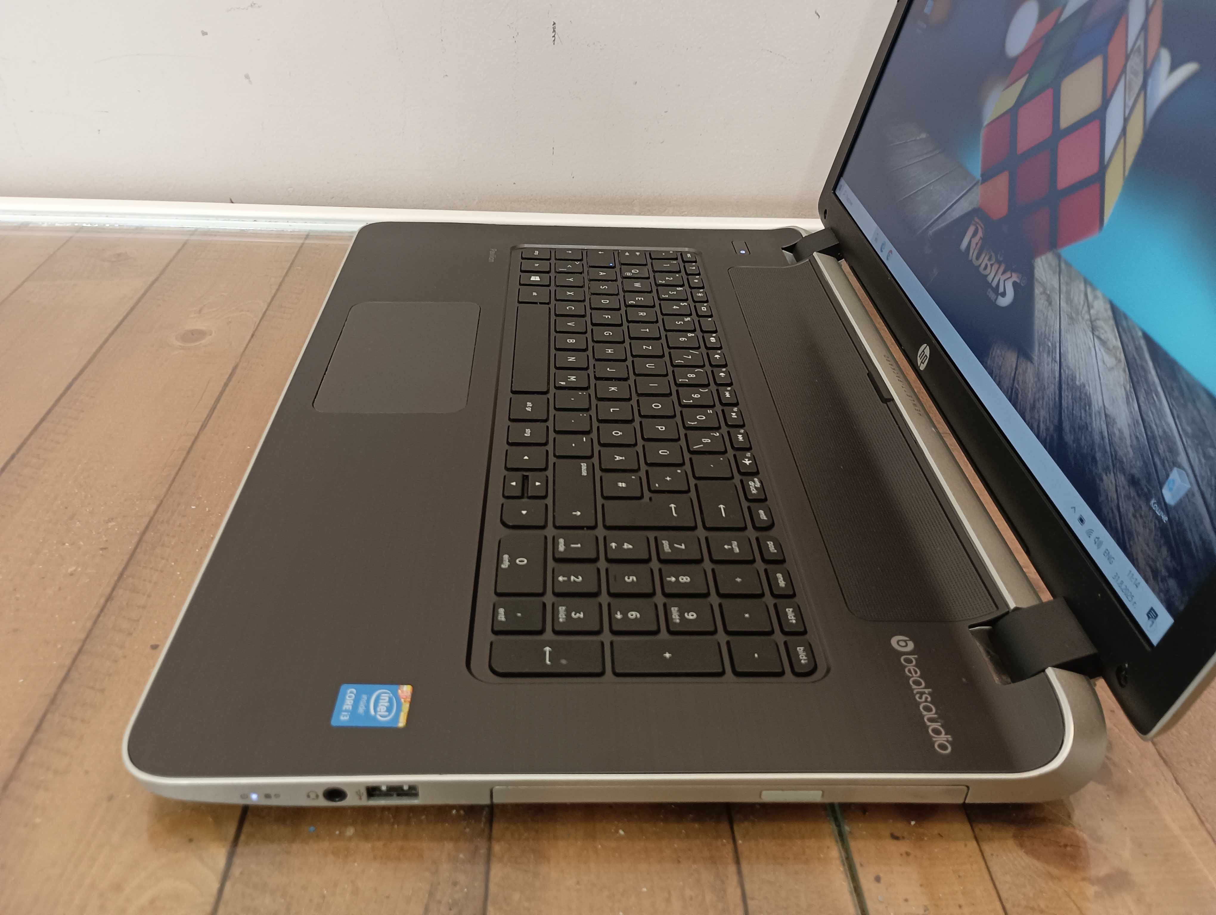 Лаптоп HP Pavilion Notebook 17-f234nd - i3 5010U / 17.3"