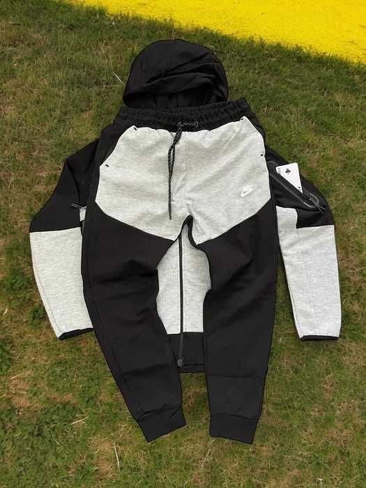 Trening NIKE TECH FLEECE - Trening Premium - Sigilat - Bumbac