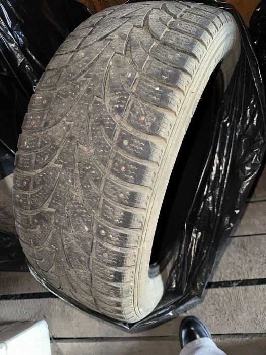 Продам 4 шины б/у