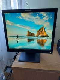 Monitor Lenovo ThinkVision 17 Inch VGA cabluri incluse 100 Lei