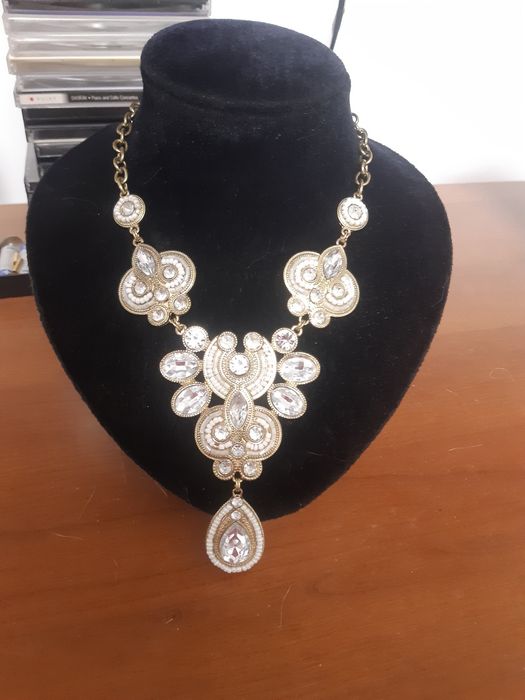 Colier  retro superb