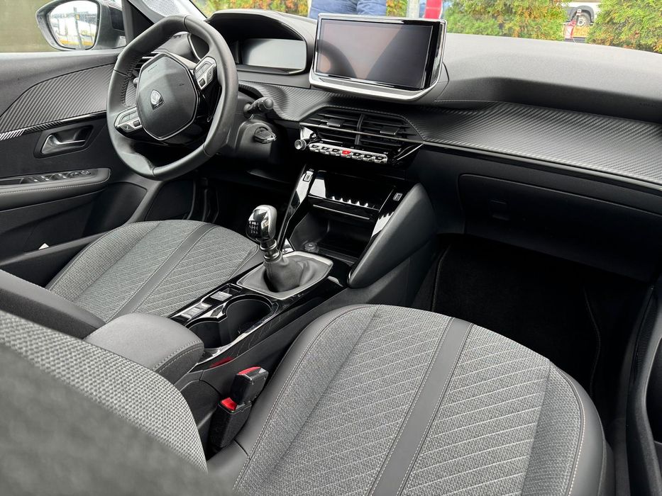 Peugeot 208 Style 1.2 PURETECH STT 100cp 3500 km