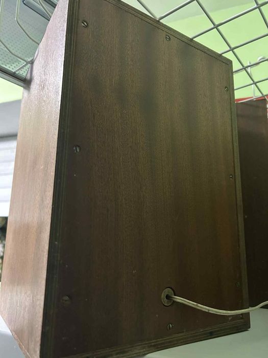 Ретро колони запазени