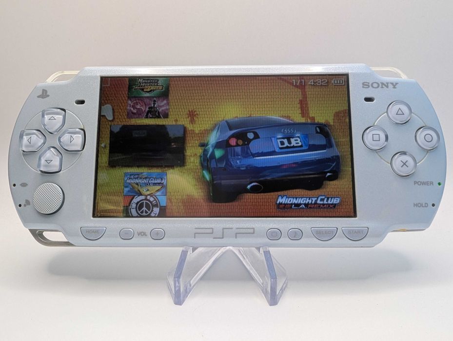 Sony PSP 2000 (Felicia Blue, 64гб, прошивка, 50 игр, новый АКБ)