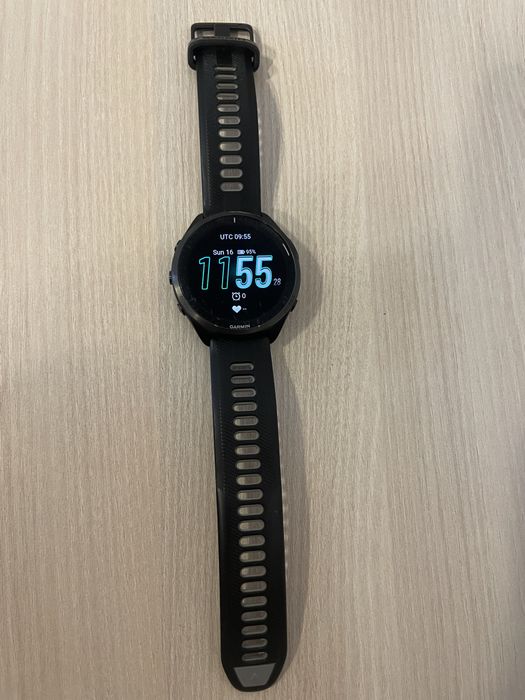 Ceas alergare Garmin Forerunner 965 nu suunto coros