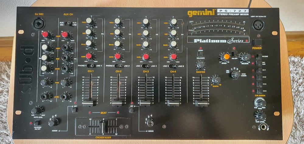 Vând Mixer Gemini PS - 727