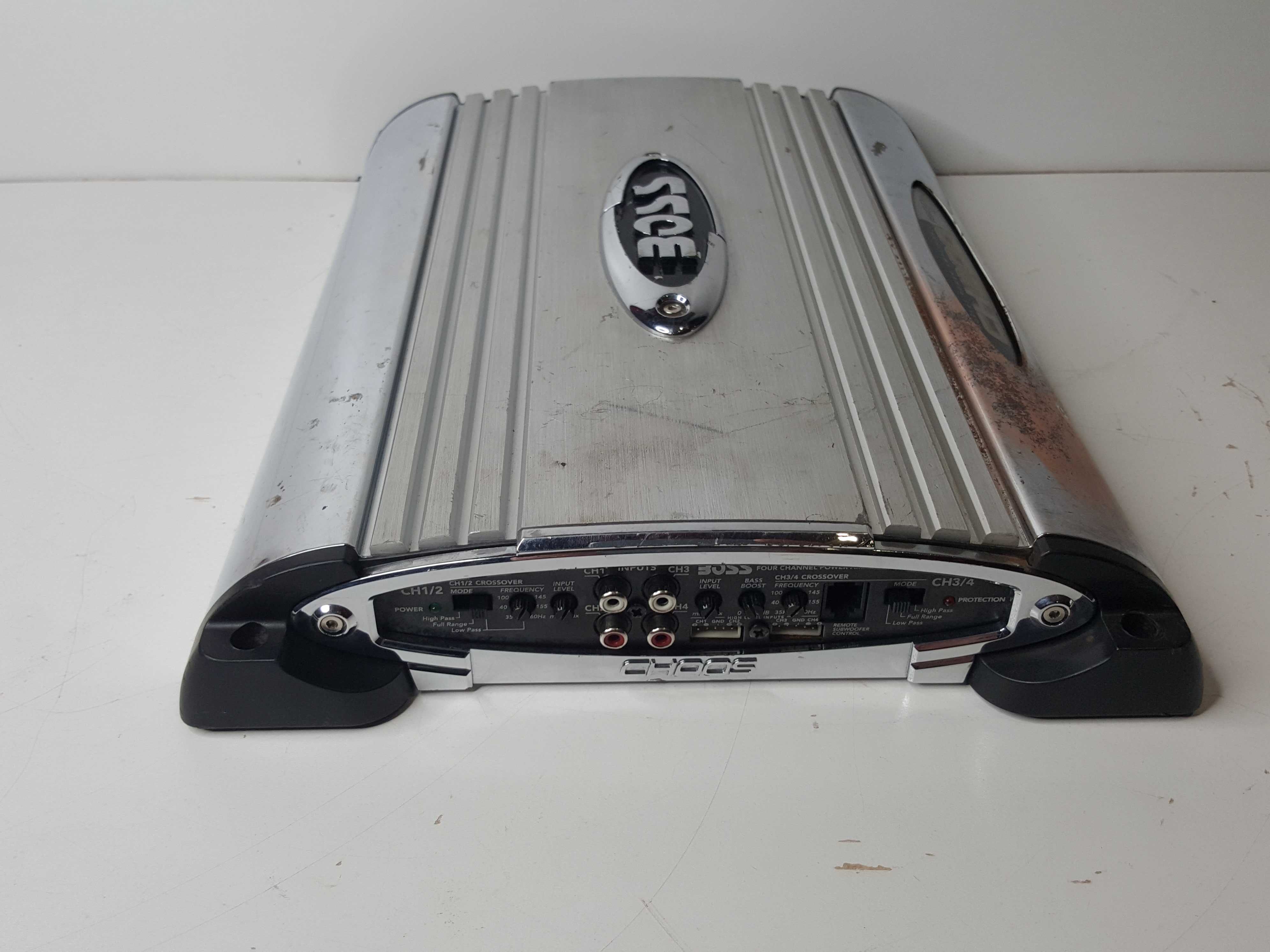 Vand amplificator statie auto BOSS CH 800