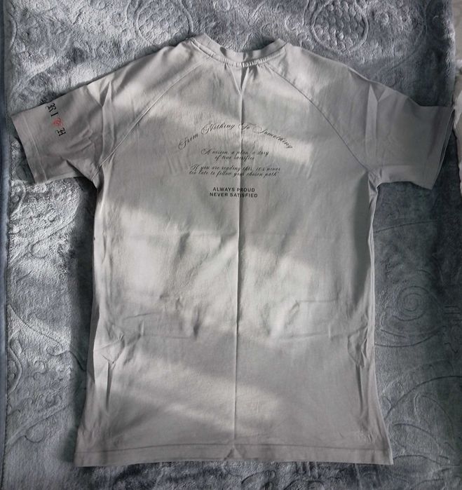 Tricou Hoodrich, nou