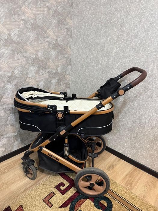 Продается коляска в отличном состоянии