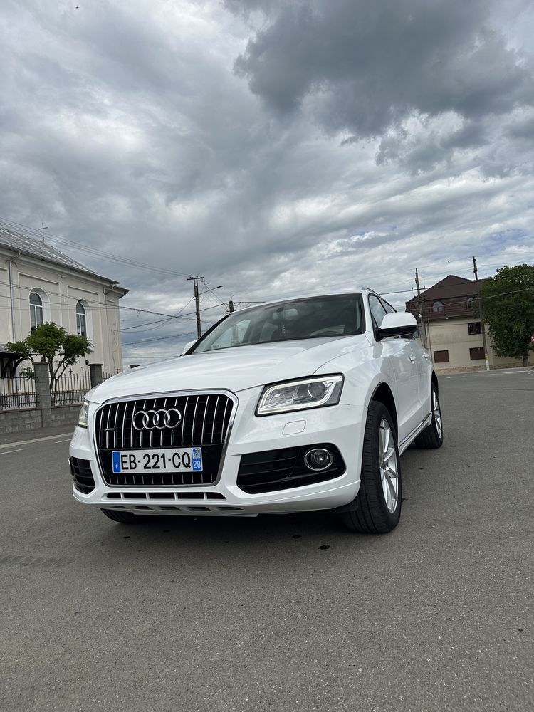 Vand Audi Q5-4x4-an 2016 impecabil km reali 100%