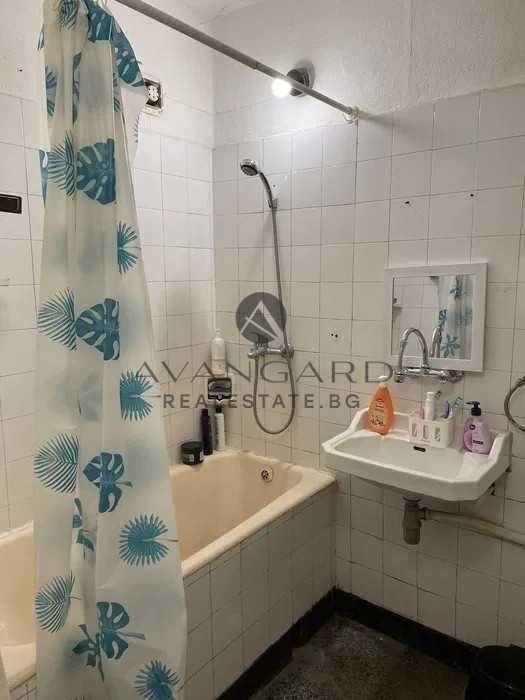 Продава се Двустаен апартамент в Пловдив, Кючук Париж - 83 кв.м за 1428 €/кв.м - Снимка #14