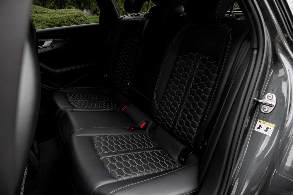 Autoturism Audi RS4 B9.5