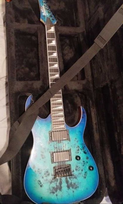 Ibanez GRG170DXD-BKN и Ibanez GRGR221PA  китари