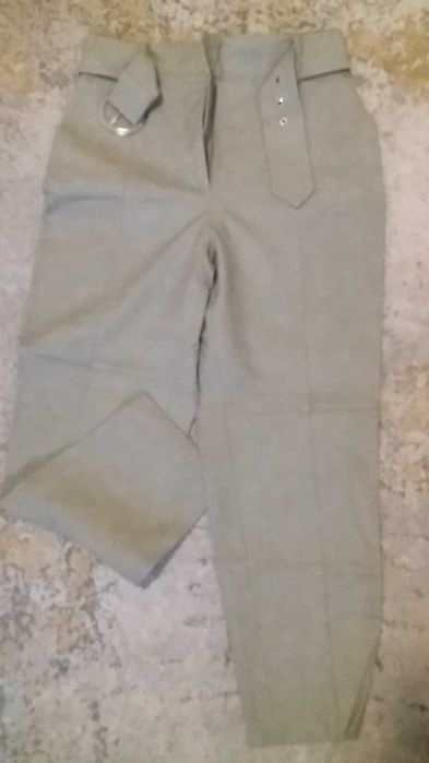 Pantaloni zara noi