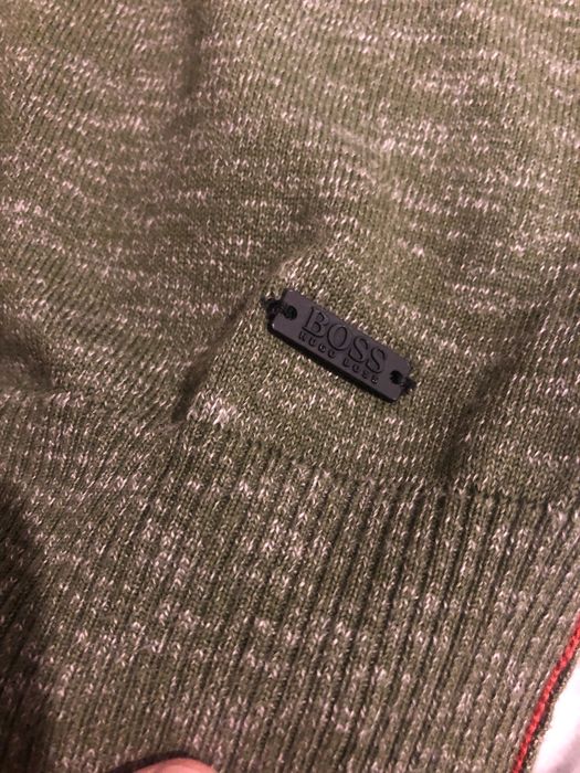 Pulovar Boss,marimea L