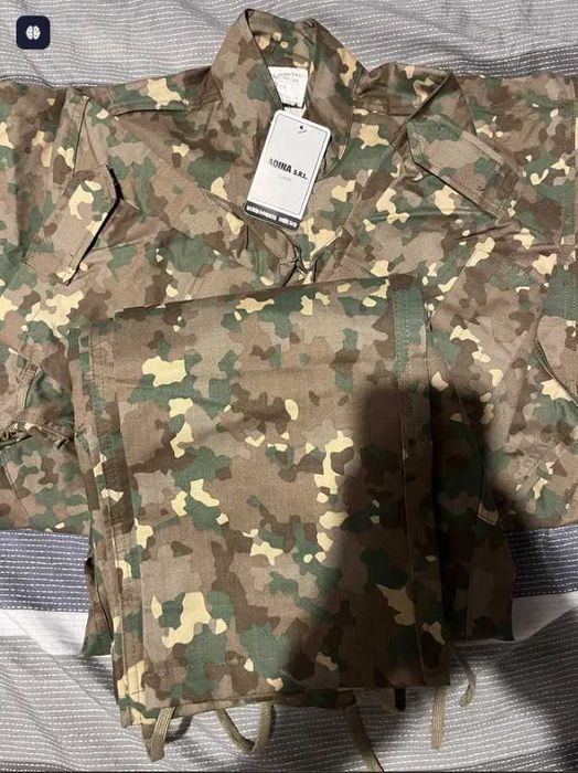 Uniforma militara marimea 36, talia I