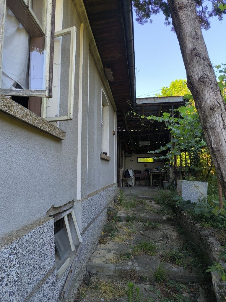 Продавам къща с.Къпиново