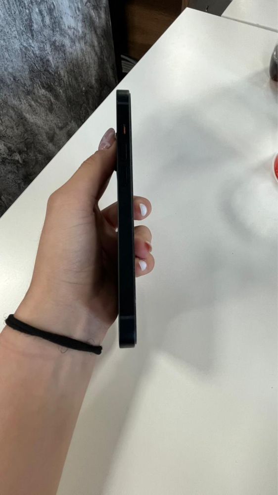 Iphone 14 c гарантией 128гб