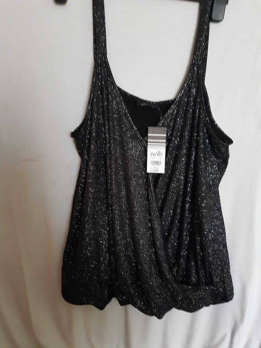 Bluze dama modele si culori diferite - 4 buc - pret pe bucata